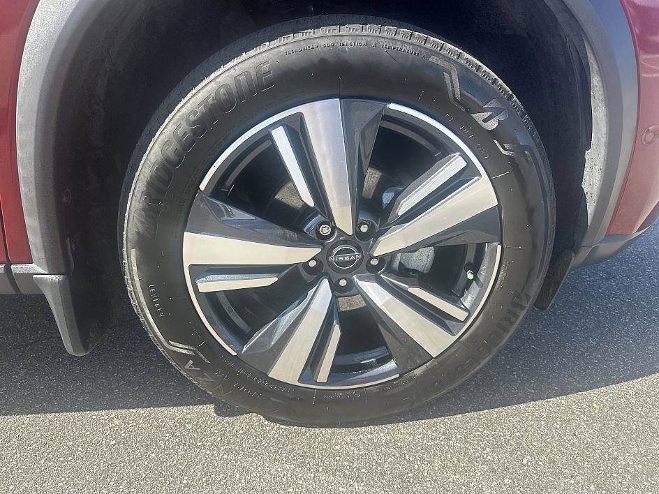 2022 Nissan Rogue SL photo 19