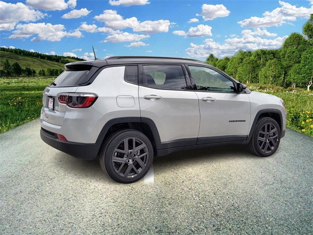 2026 Jeep Compass Limited Altitude photo 3
