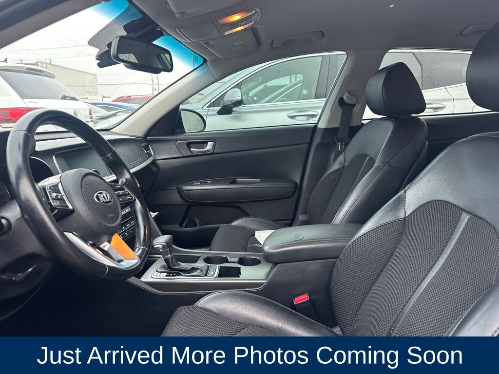 2019 Kia Optima LX S photo 2