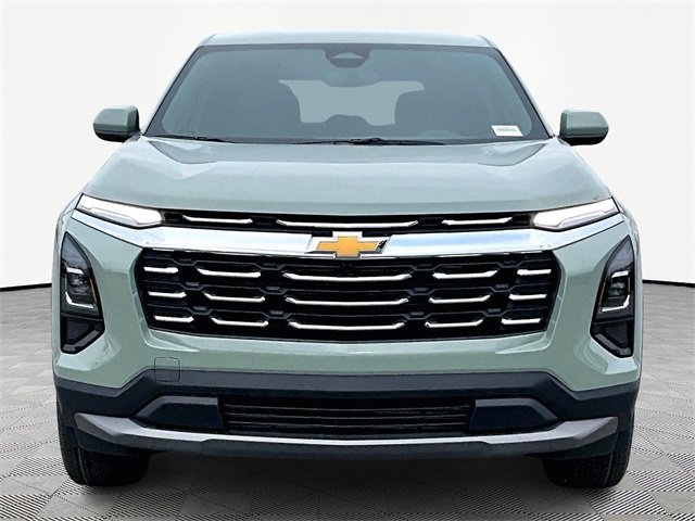 2026 Chevrolet Equinox LT photo 2