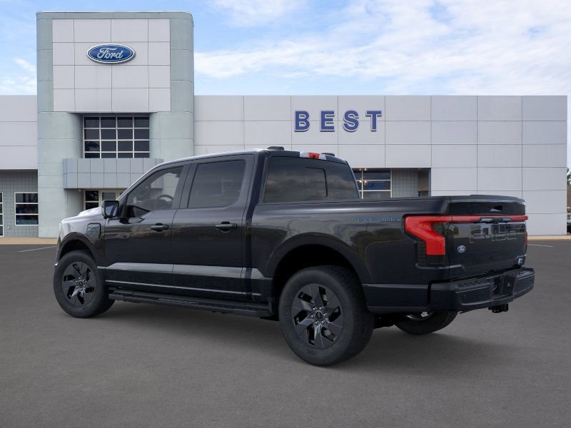 2025 Ford F-150 Lightning Lariat photo 4