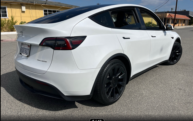 Used 2021 Tesla Model Y Long Range with VIN 5YJYGAEE4MF214098 for sale in San Rafael, CA