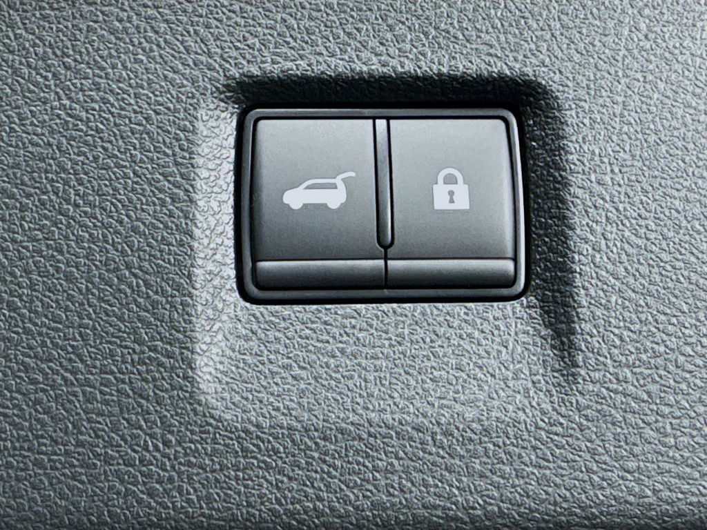 2026 Infiniti QX60 Luxe photo 30