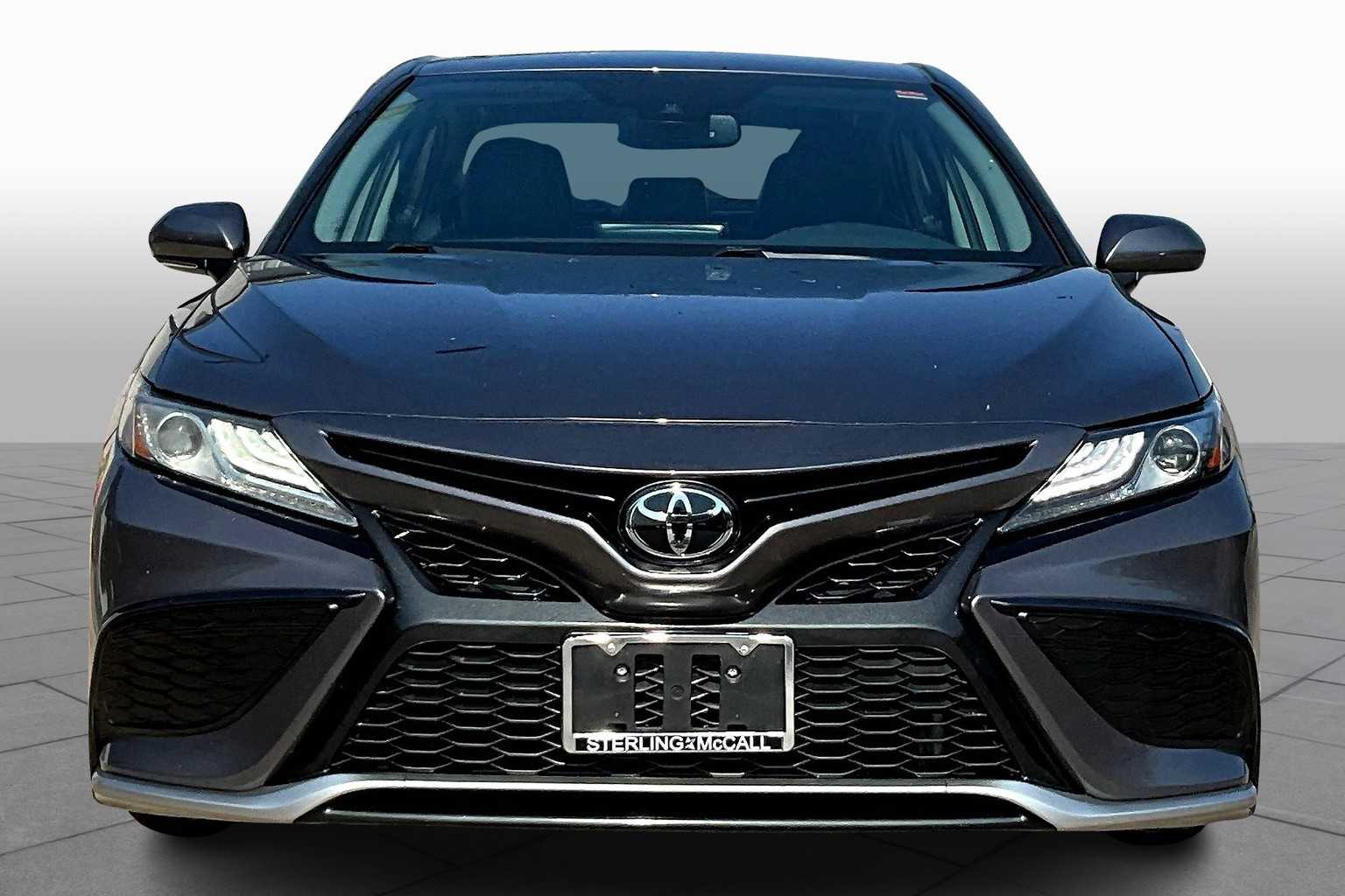 2023 Toyota Camry XSE photo 3