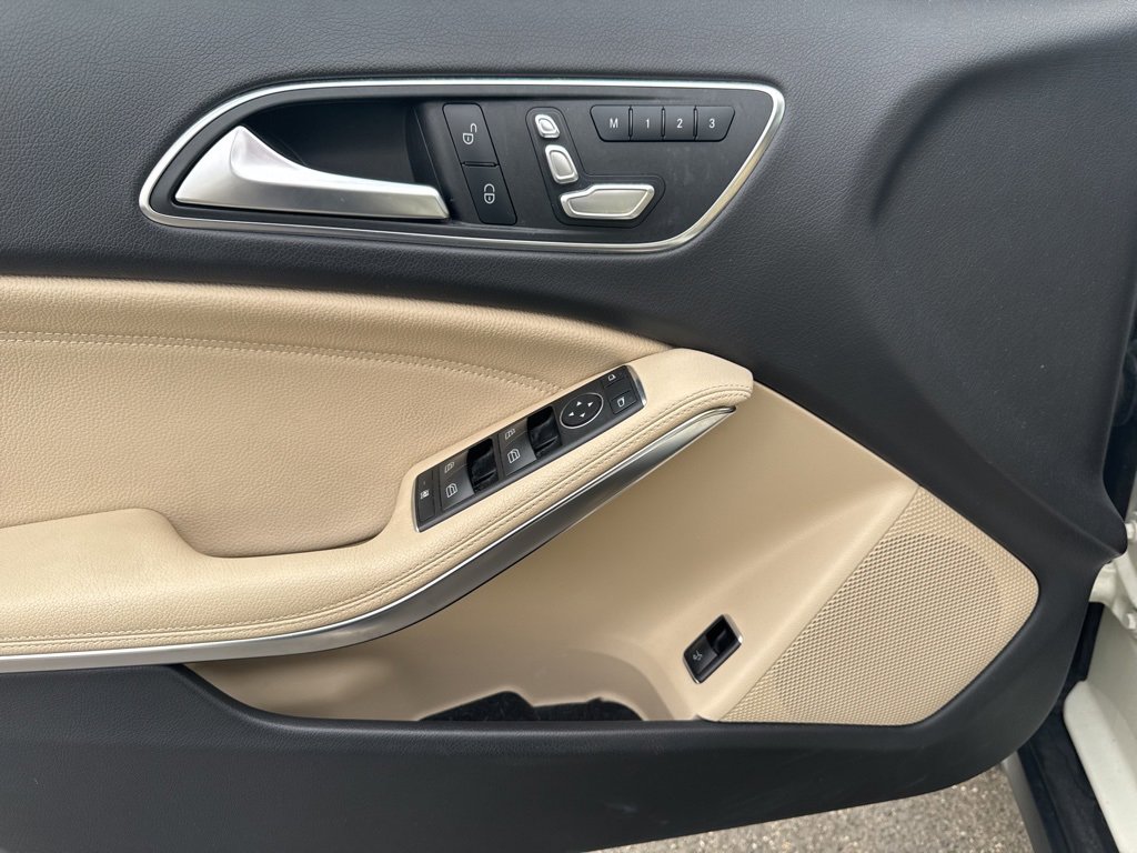 2018 MERCEDES-BENZ GLA-CLASS - Image 11