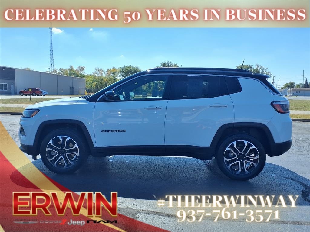 2024 Jeep Compass Limited photo 9
