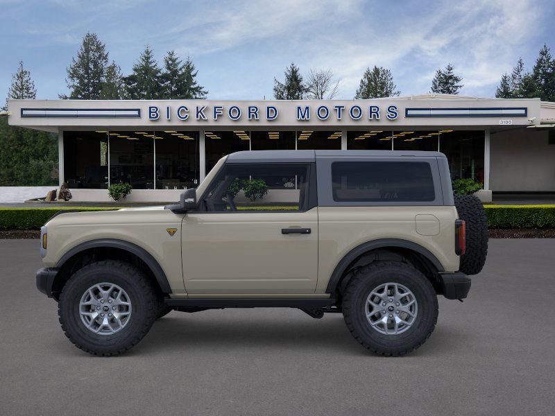 2025 Ford Bronco Badlands photo 3