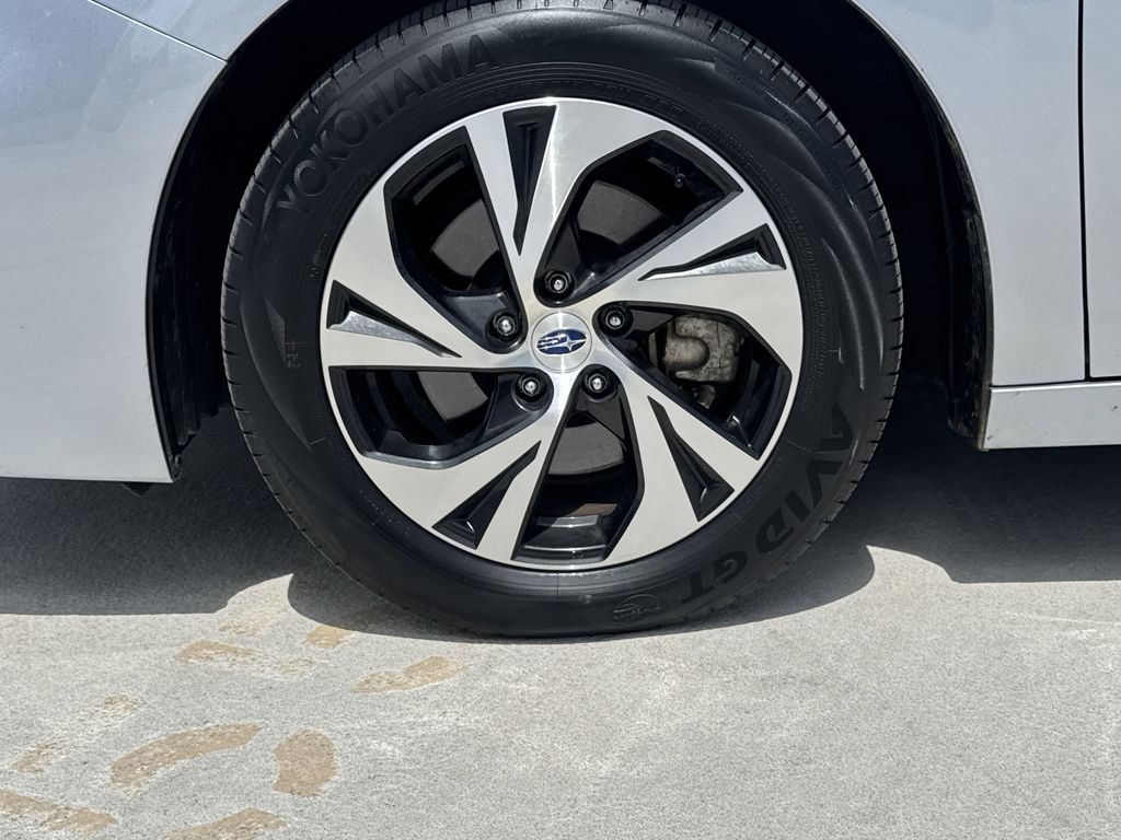 2024 Subaru Legacy Premium photo 9