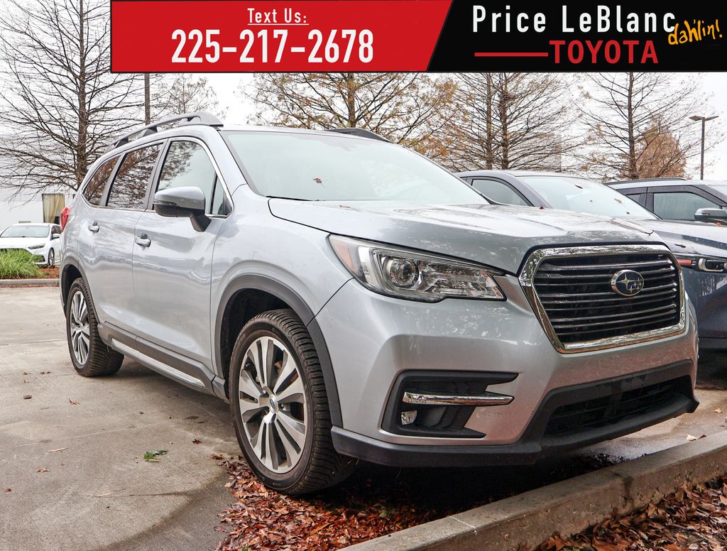 2022 Subaru Ascent Limited's photo