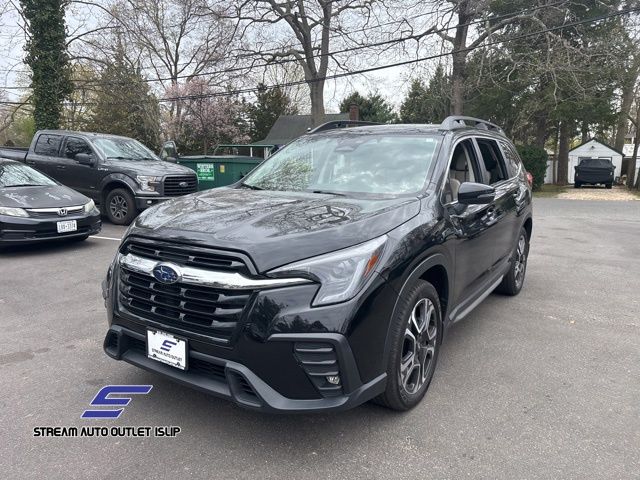 2023 Subaru Ascent Limited photo 3