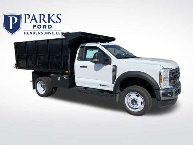 2025 Ford F-450 Super Duty Chassis Cab XL's photo