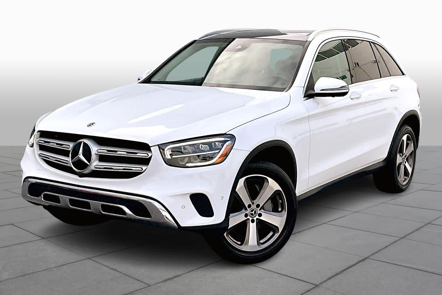 2022 Mercedes-Benz GLC GLC300's photo