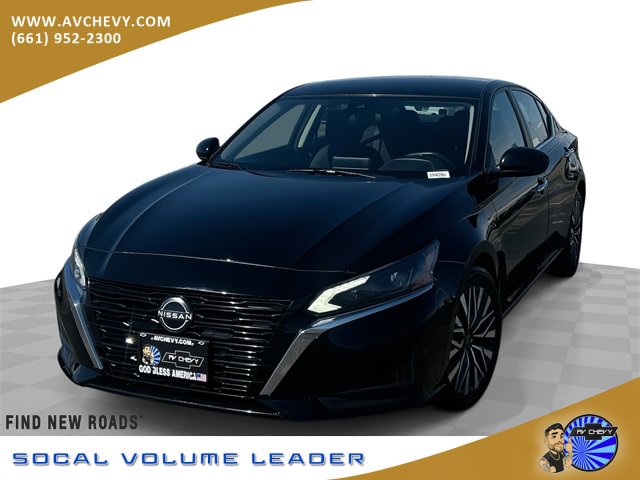 2023 Nissan Altima SV's photo