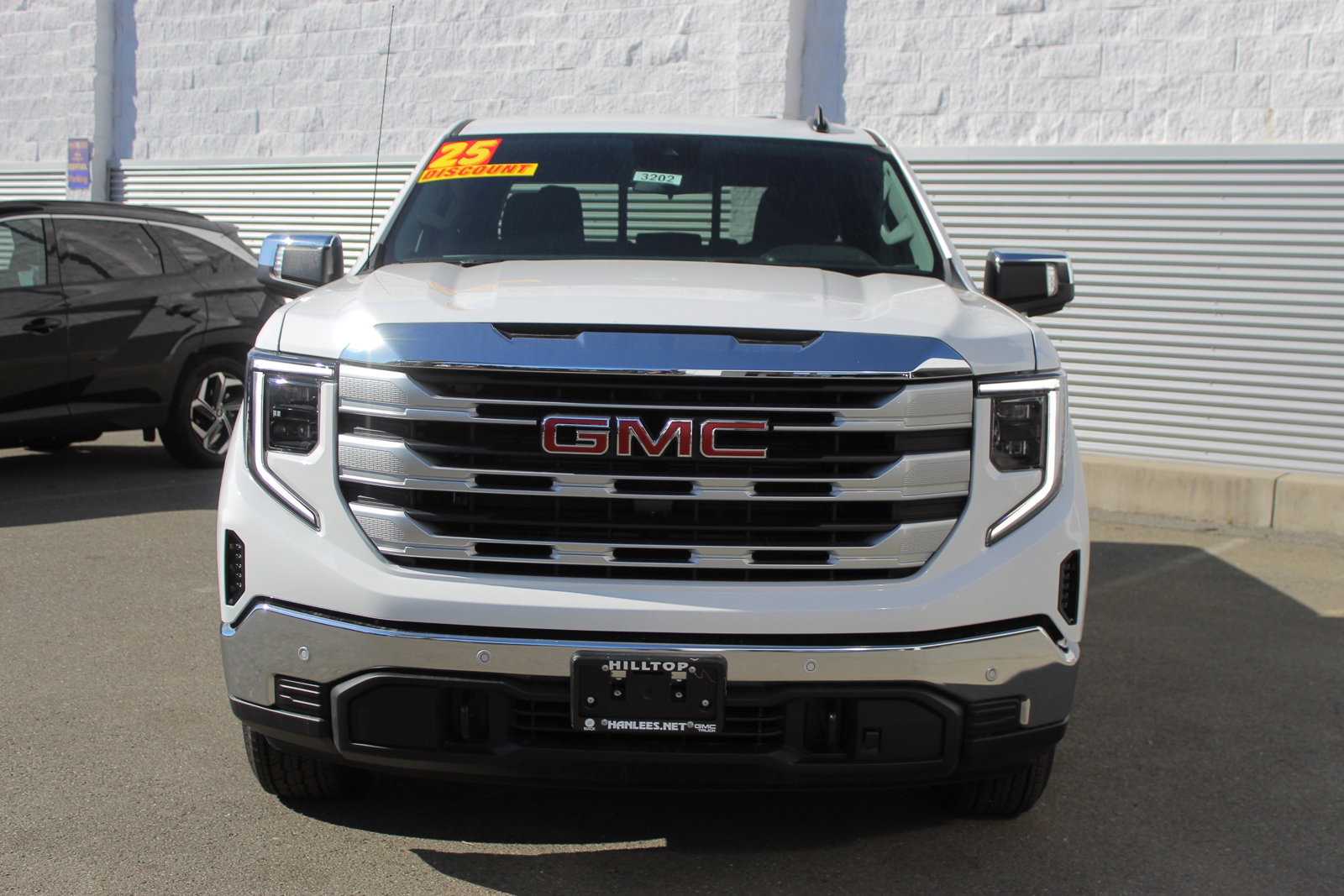 2025 Gmc Sierra 1500 SLE photo 3