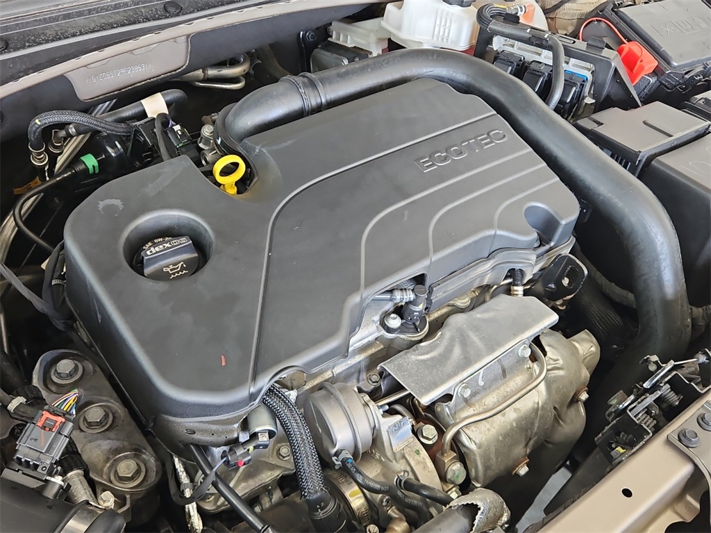 2023 Chevrolet Malibu 1LT photo 13