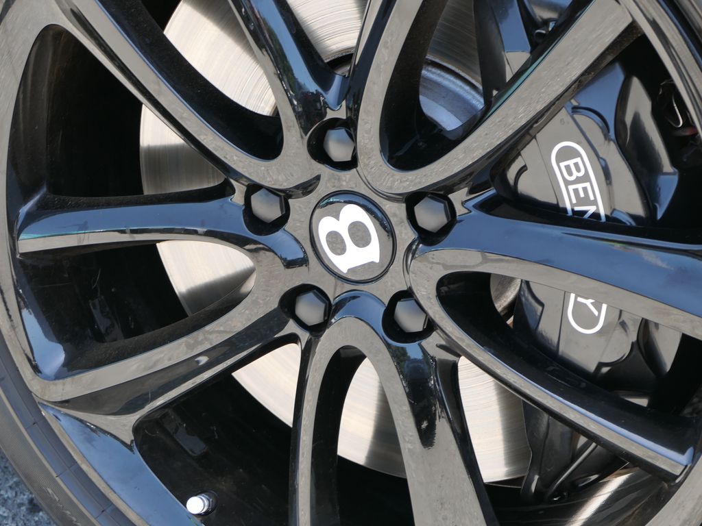 2022 Bentley Continental GT V8 photo 25