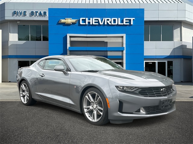 2022 Chevrolet Camaro 1LT's photo