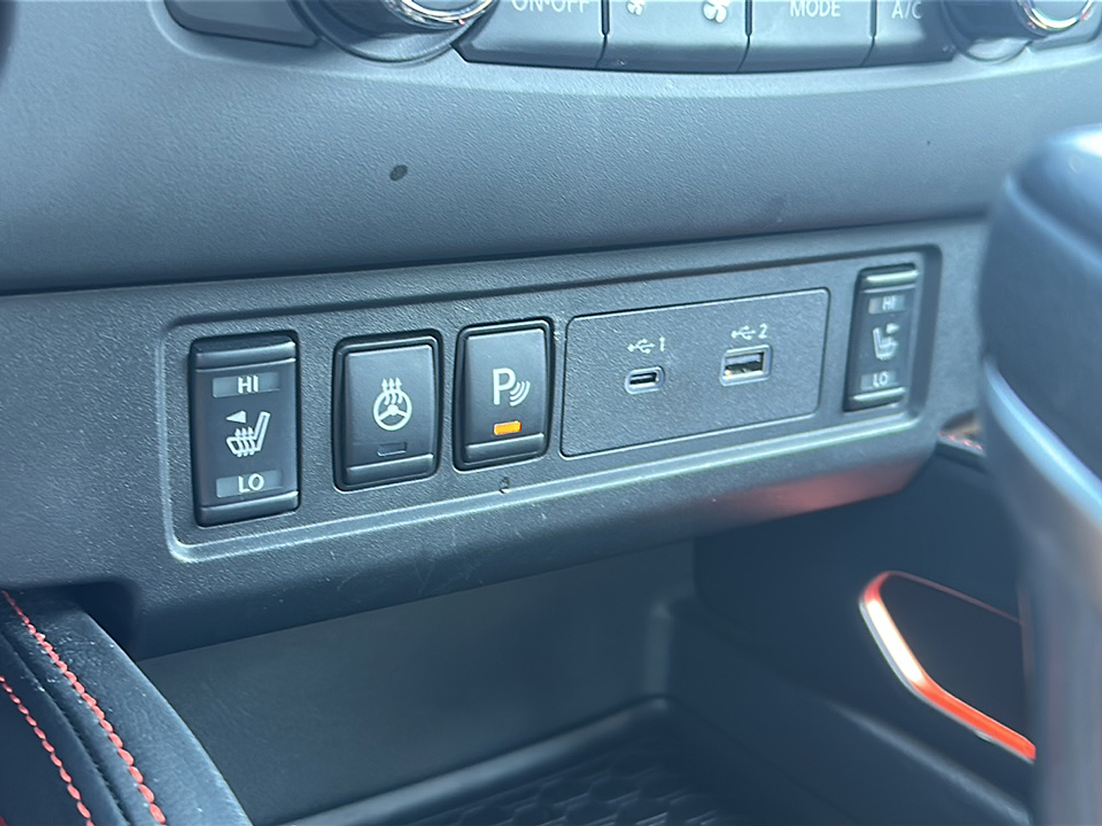 2024 Nissan Frontier Crew Cab PRO-X photo 13