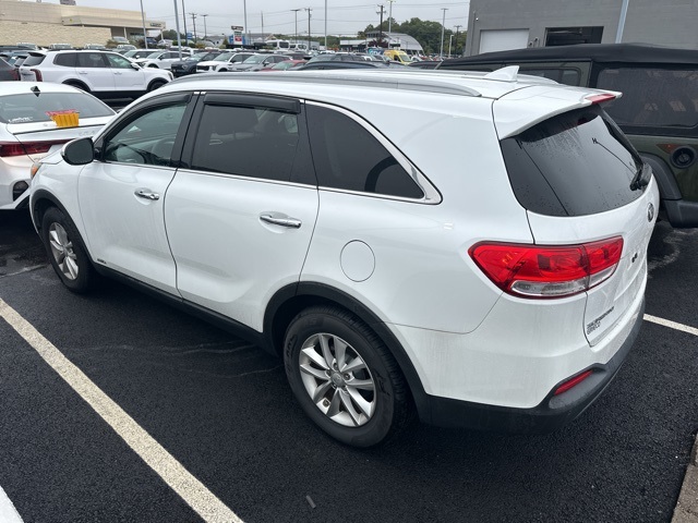 2017 Kia Sorento LX photo 5