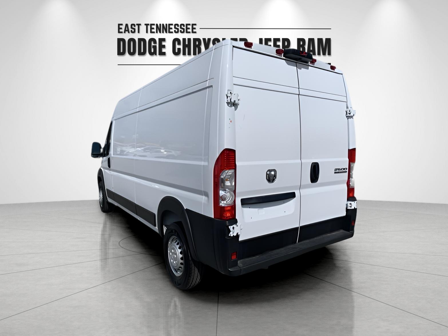 2025 Ram ProMaster 2500 photo 3