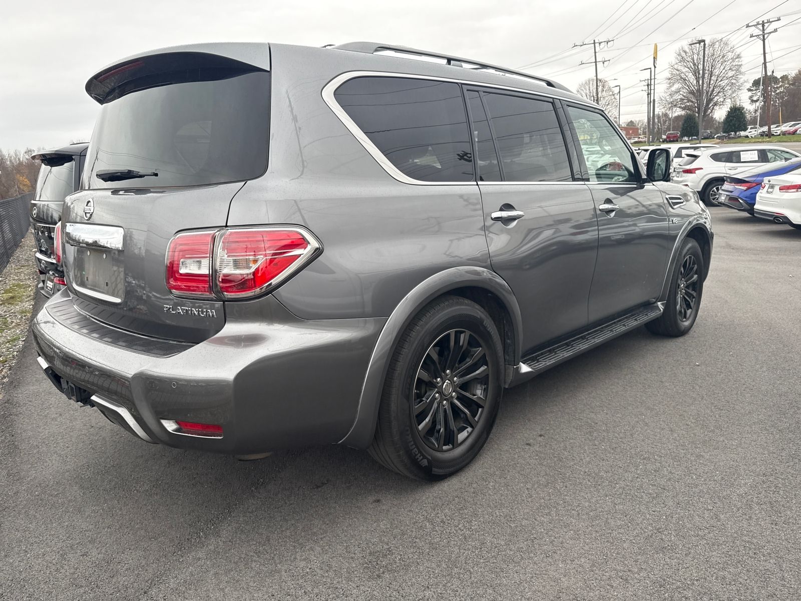 2019 Nissan Armada Platinum photo 3