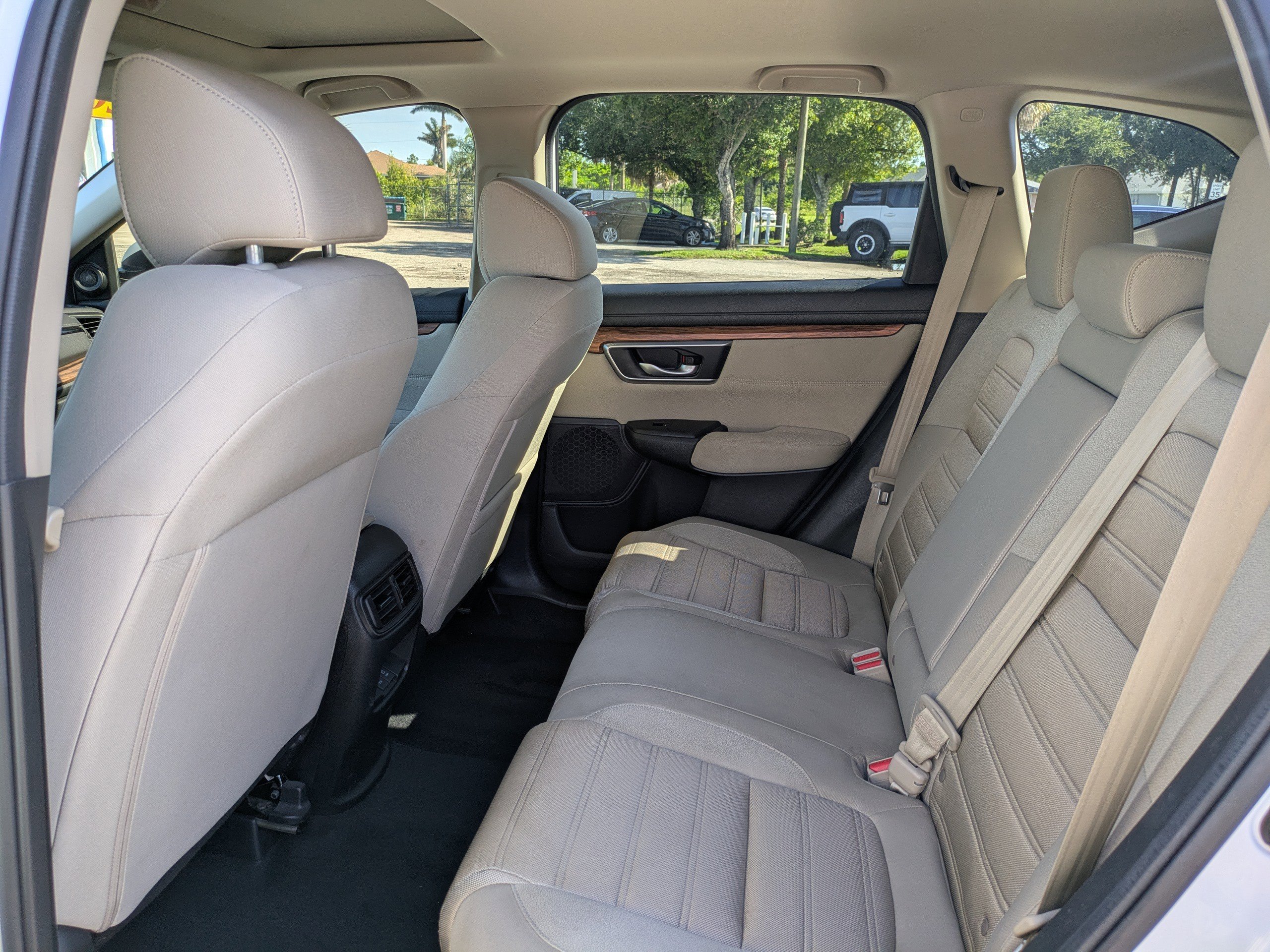 2022 Honda CR-V EX photo 12