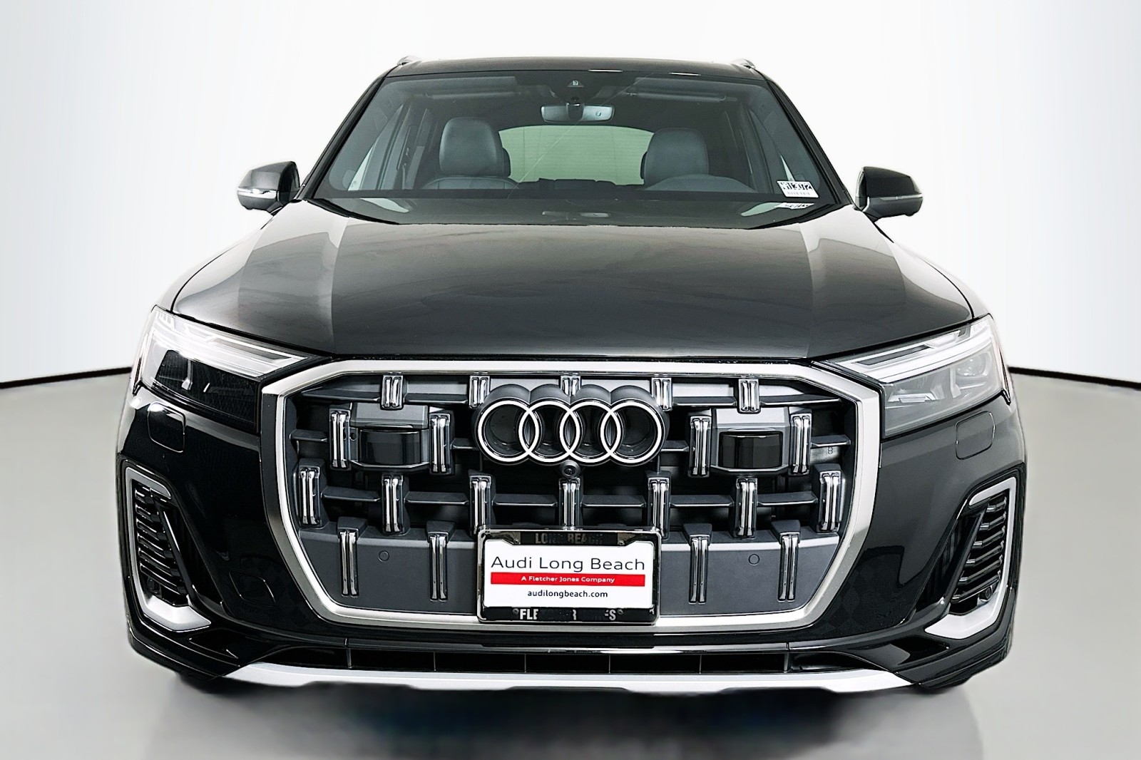 2026 Audi Q7 Premium Plus photo 2