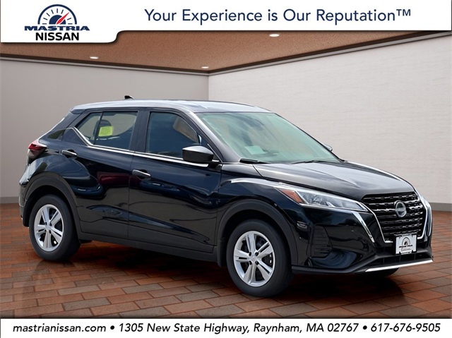 2025 Nissan KICKS PLAY Base's photo