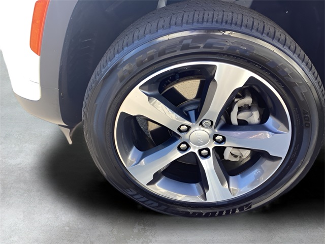 2023 Jeep Cherokee 4xe photo 9