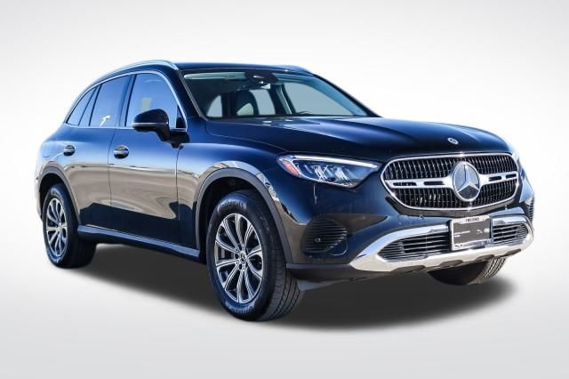 2023 Mercedes Benz GLC 300 4MATIC photo 3