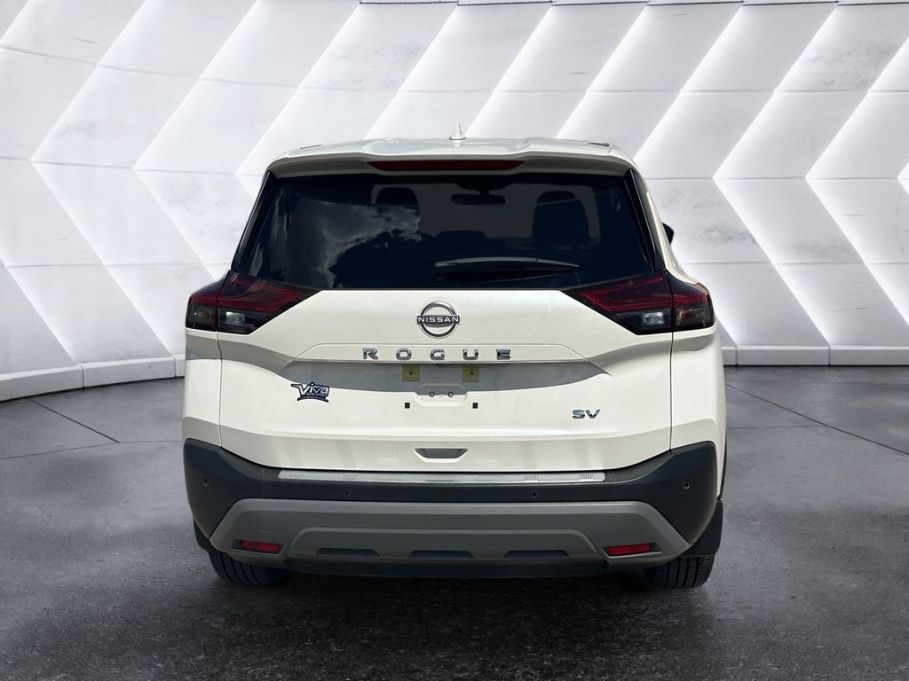 2023 Nissan Rogue SV photo 5