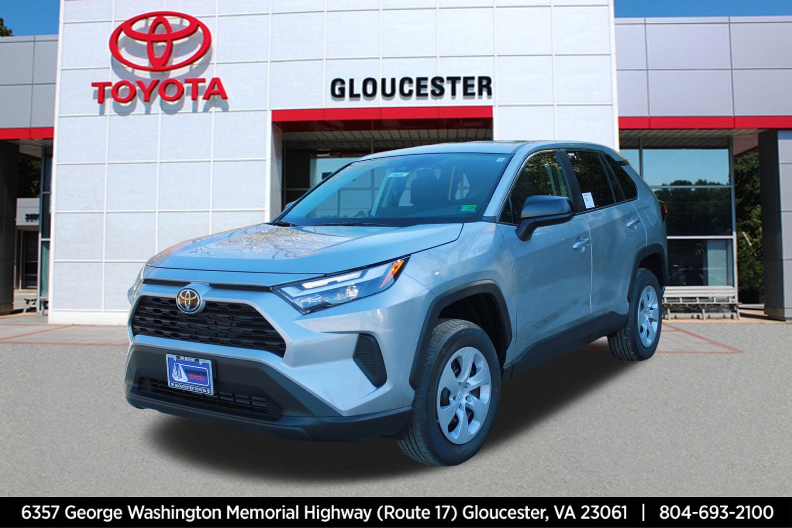 2025 Toyota RAV4 LE's photo