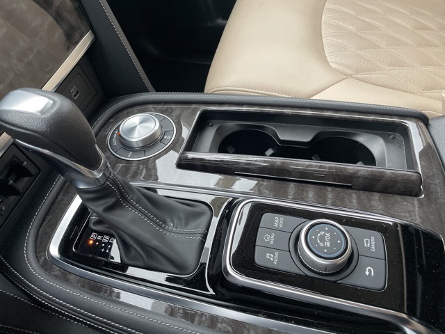 2023 Nissan Armada Platinum photo 16