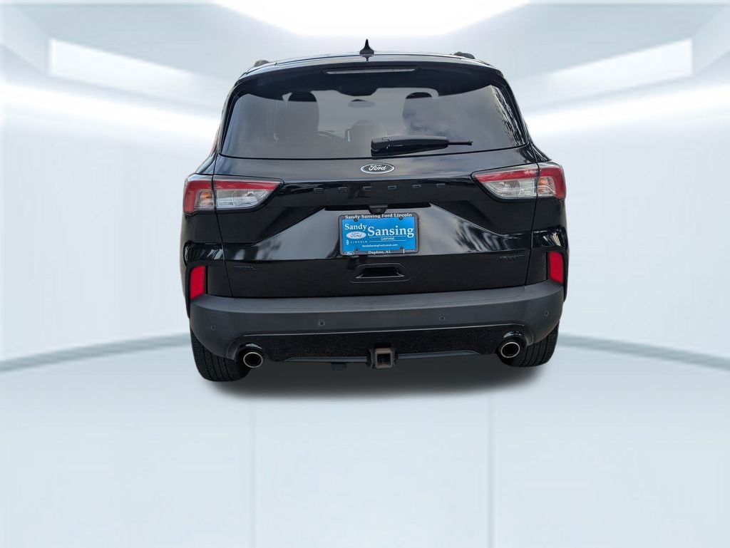 2022 Ford Escape SEL photo 3
