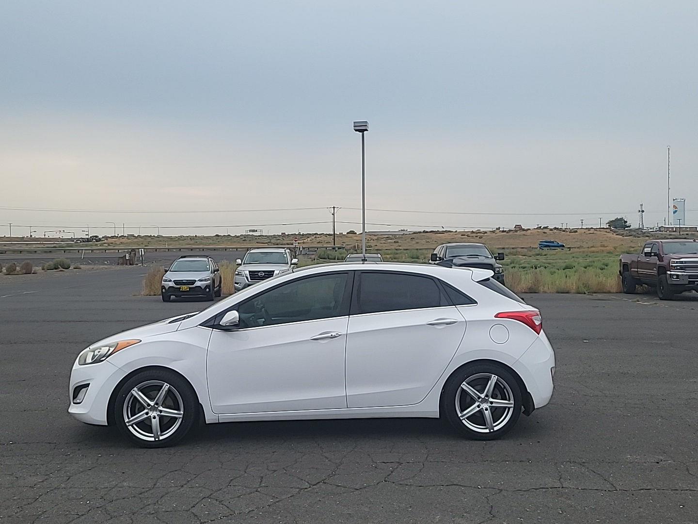 2014 Hyundai Elantra GT photo 2