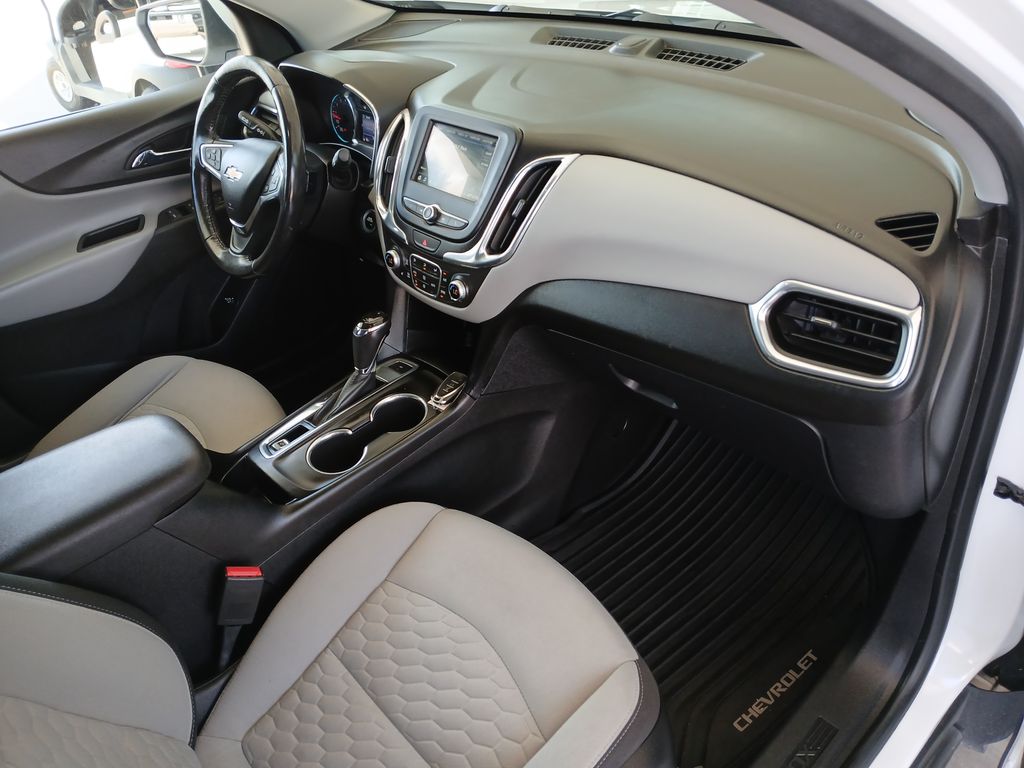 2019 Chevrolet Equinox LT photo 28