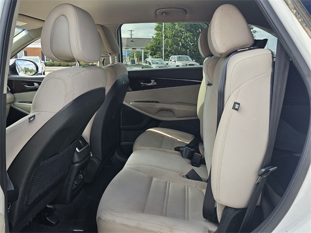 2016 Kia Sorento LX photo 3