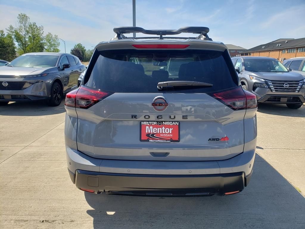 2026 Nissan Rogue SV photo 5