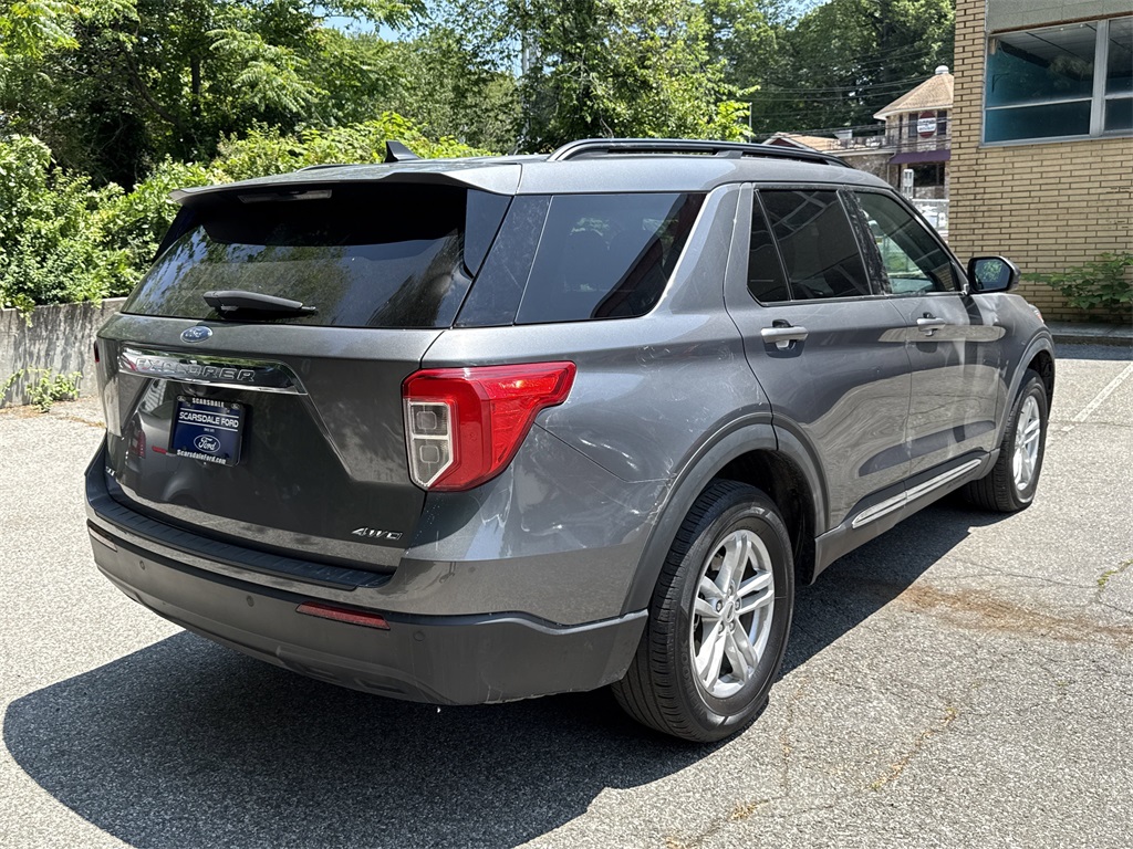 2022 Ford Explorer XLT photo 4