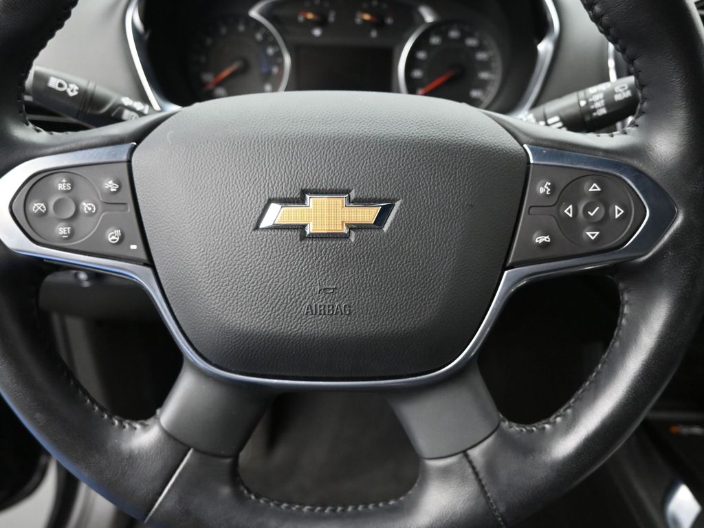 2022 Chevrolet Traverse Leather photo 12
