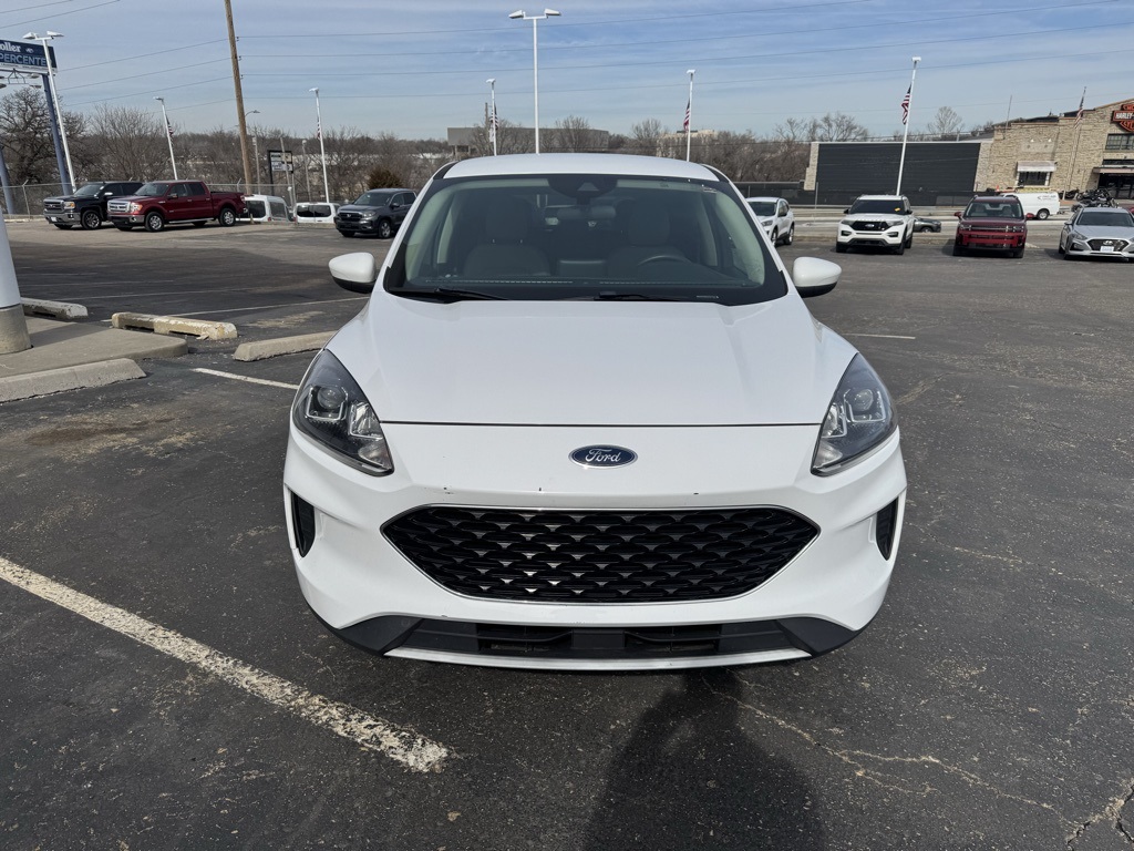 Used 2020 Ford Escape SE with VIN 1FMCU9G61LUB81778 for sale in Kansas City
