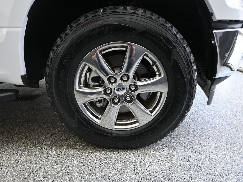 2020 Ford F-150 XLT photo 12