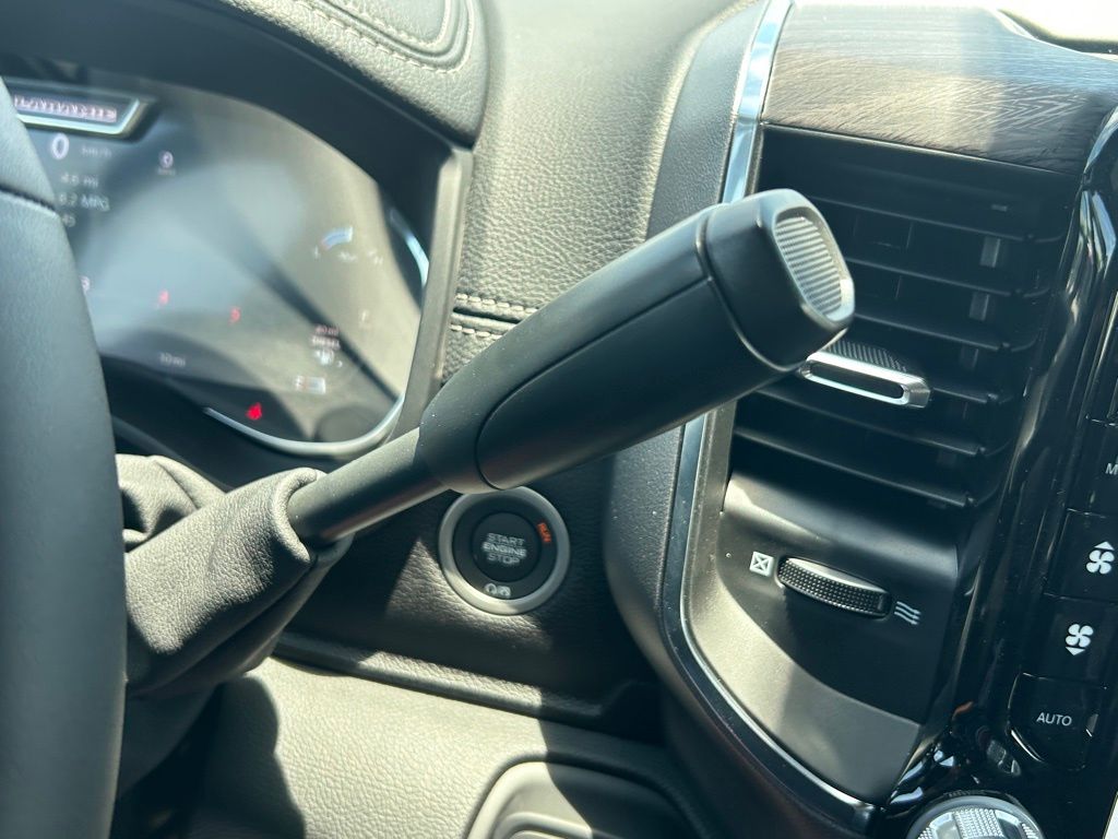 2025 Ram 3500 Laramie photo 10