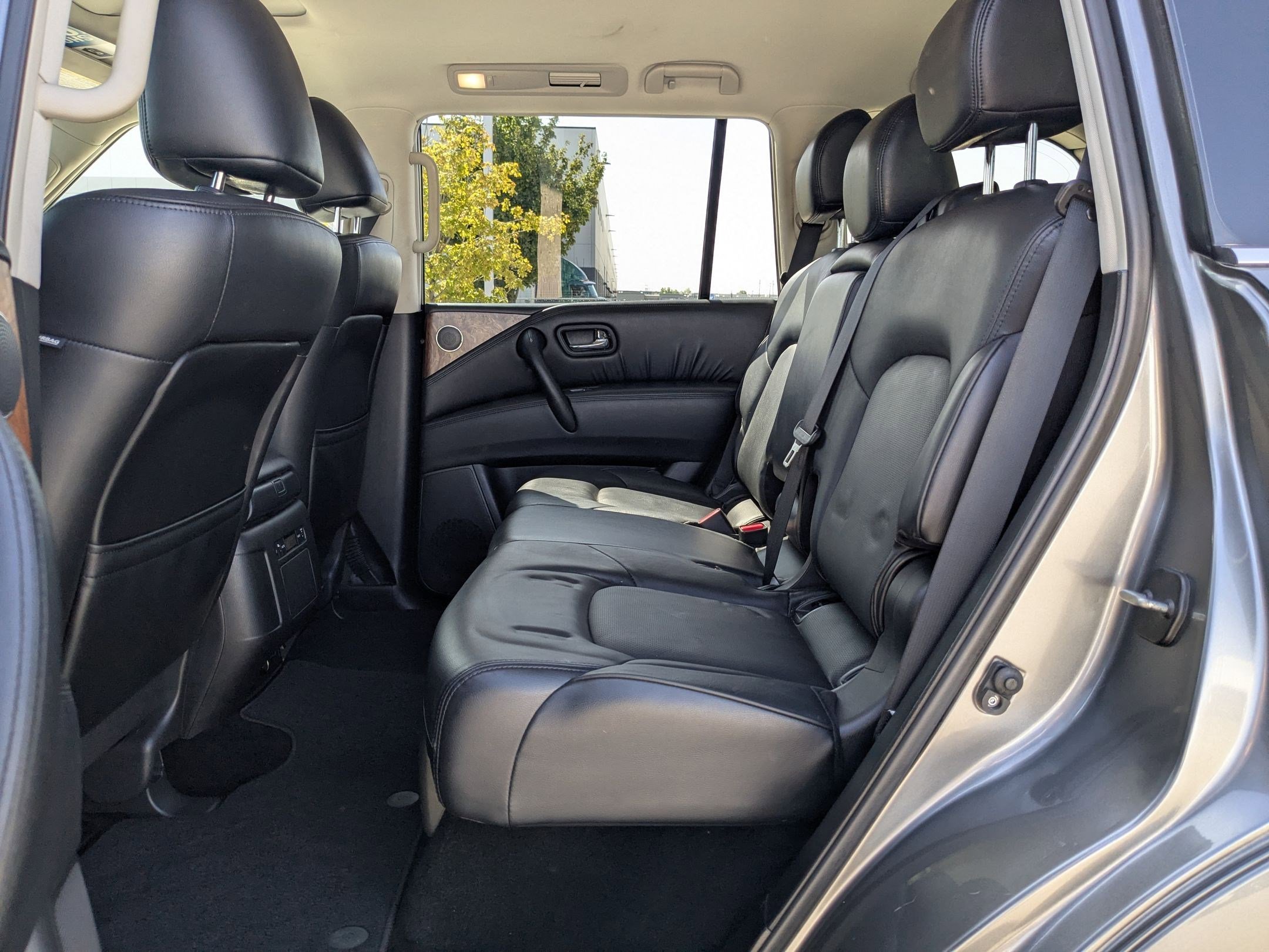 2024 Nissan Armada SL photo 20