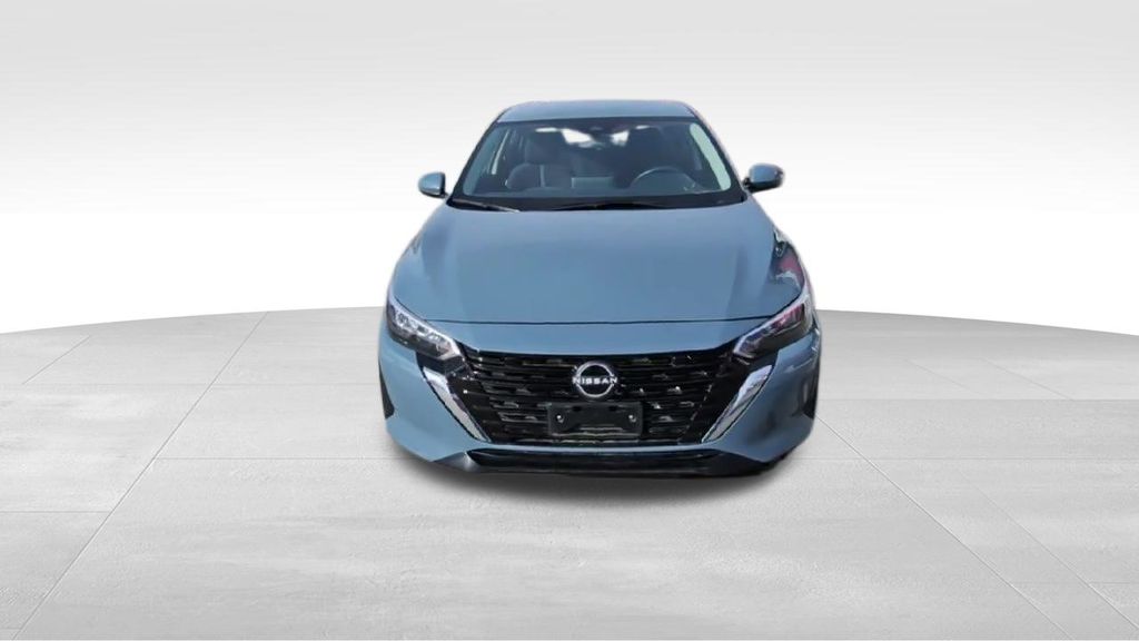 2024 Nissan Sentra SV photo 3