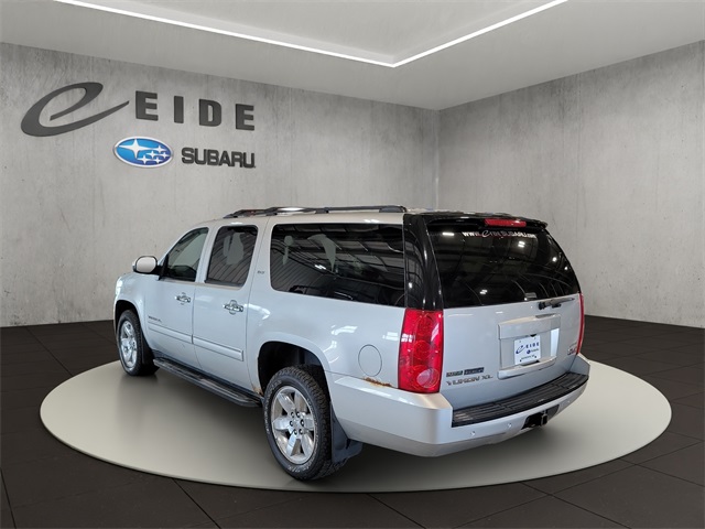2011 Gmc Yukon XL SLT 1500 photo 3