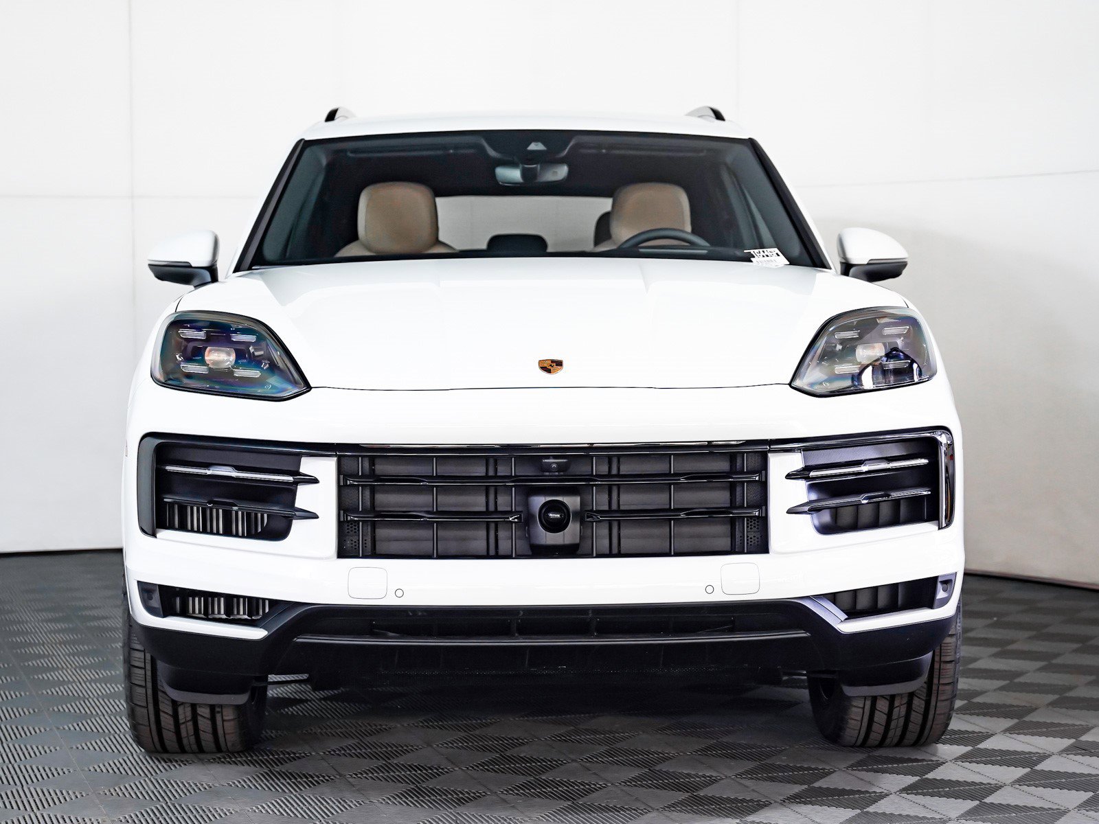 2025 Porsche Cayenne photo 7