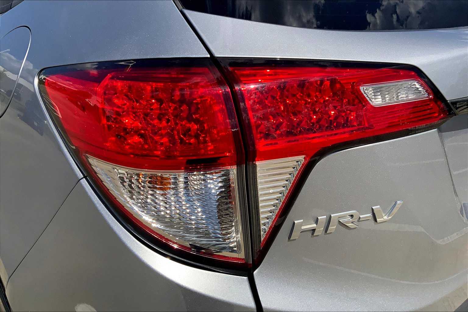 2022 Honda HR-V Sport photo 25