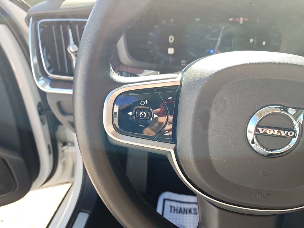 2024 Volvo S60 B5 Plus photo 16