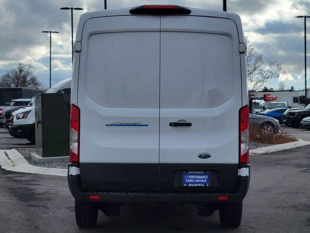 2023 Ford Transit photo 8